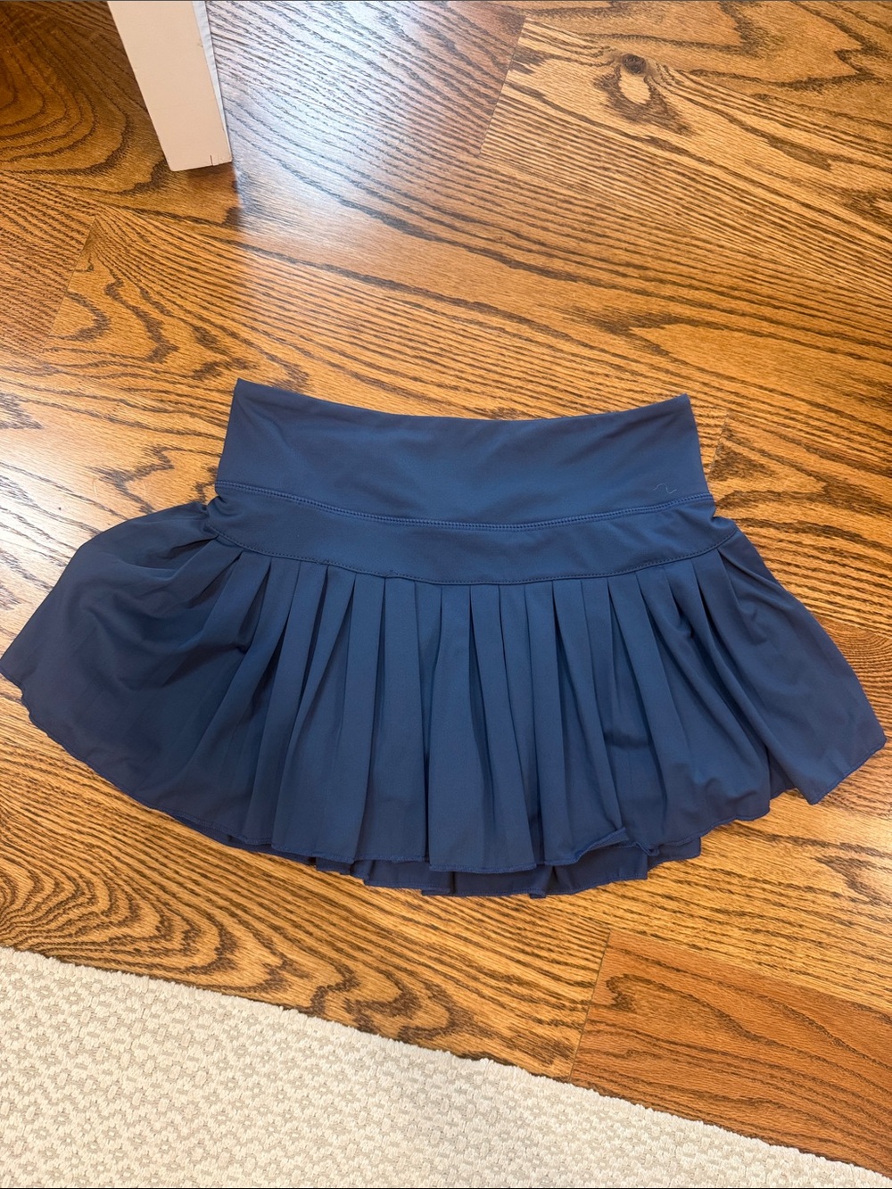 Blue Gold Hinge Skirt Size M